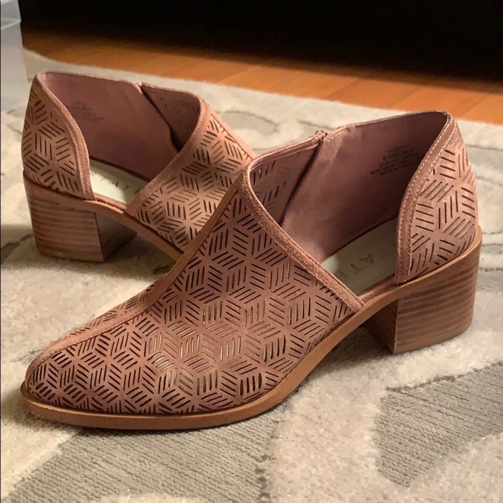 1.State mauve laser cut booties sz 8.5 Nordstrom